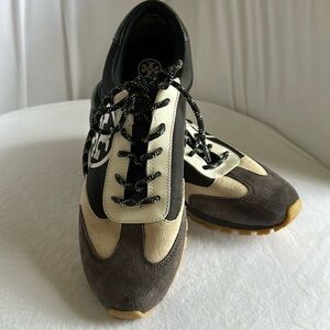 Tory Burch Men's Black and Cream Athletic Sneakers
